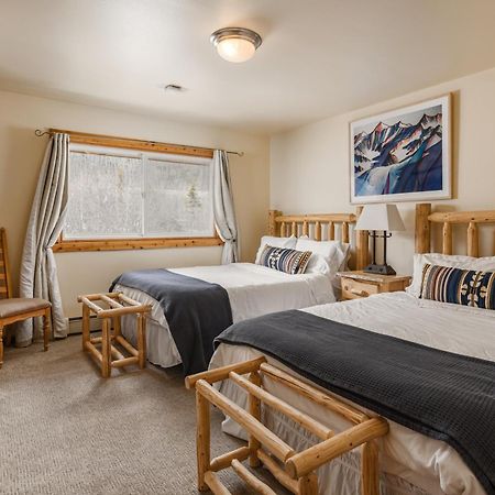 Majestic Valley Wilderness Lodge Sutton-Alpine Exterior photo